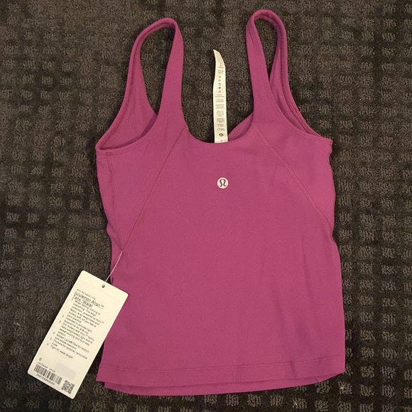 Lulu align tank magenta purple color and size 0 - Picture 3 of 3